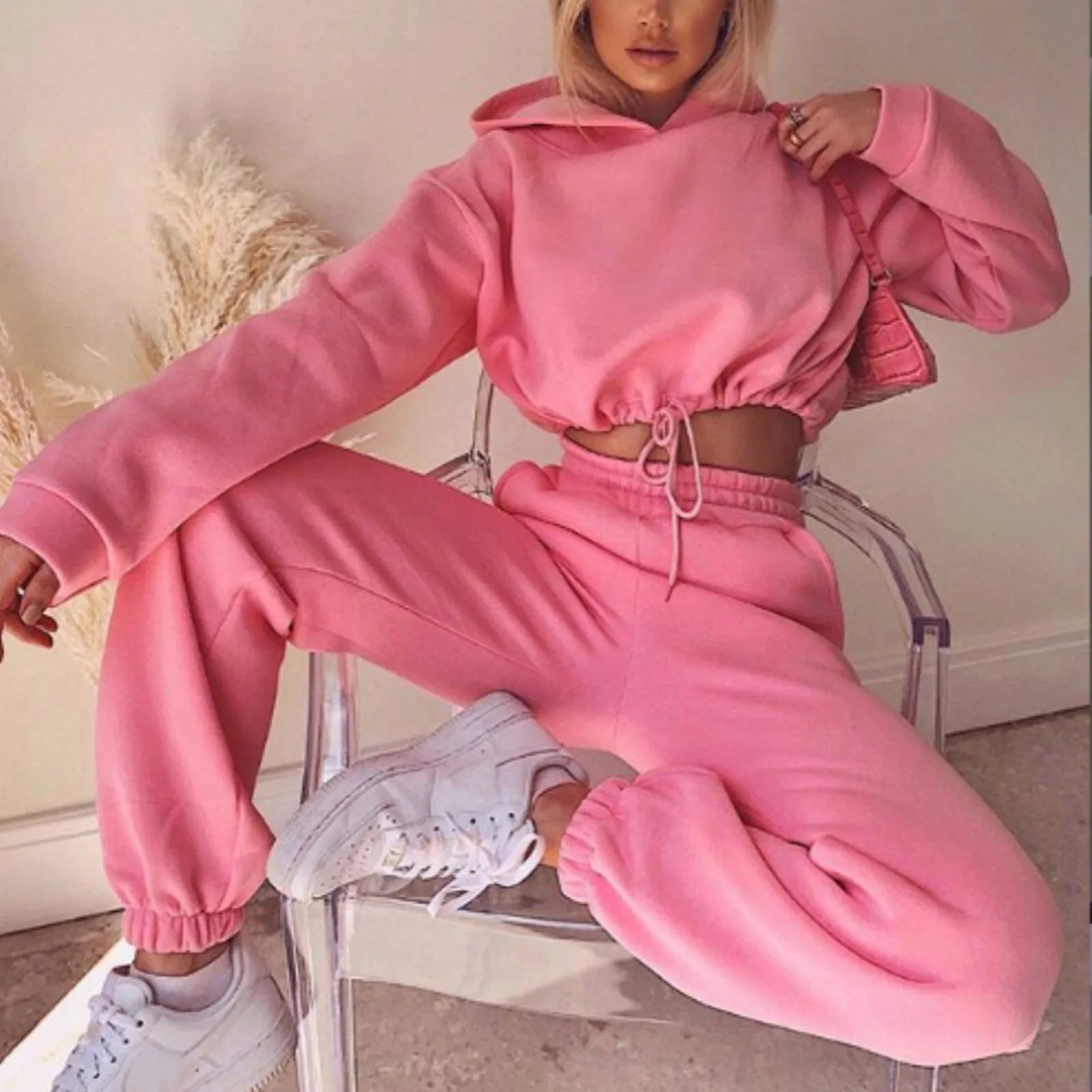 Oversized women's tracksuit – hoodie &amp; sweatpants set