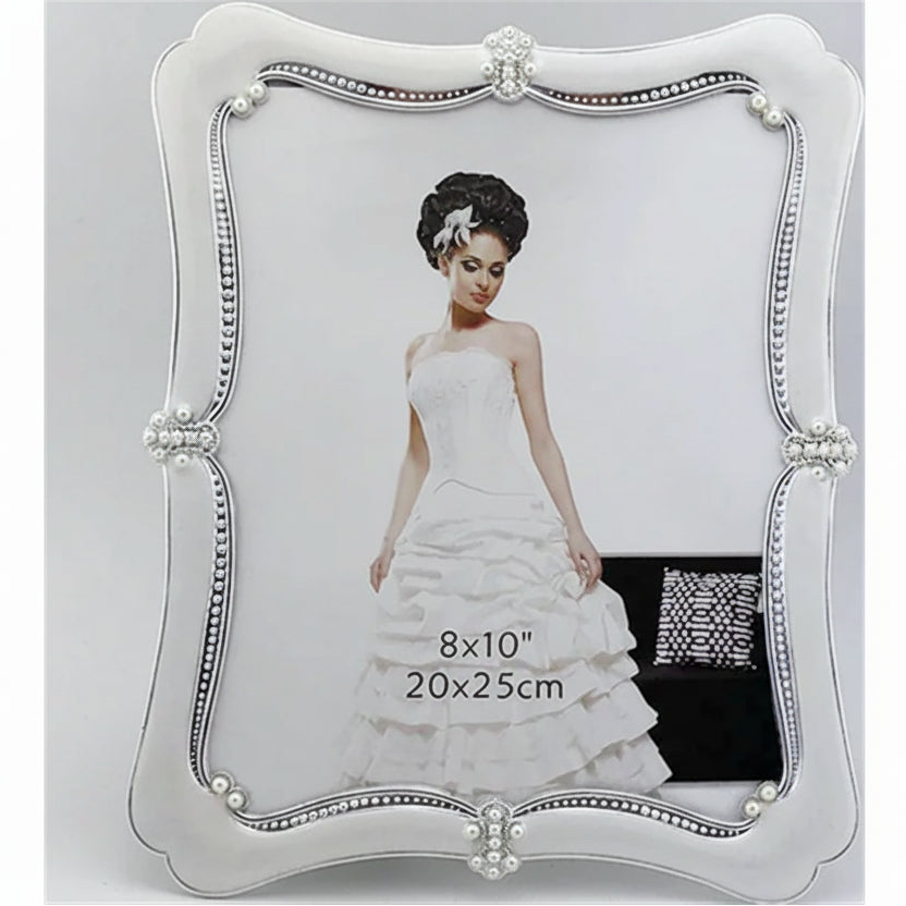 Eleganter Bilderrahmen im europäischen Stil – dekorative Tischrahmen für stilvolle Wohnräume