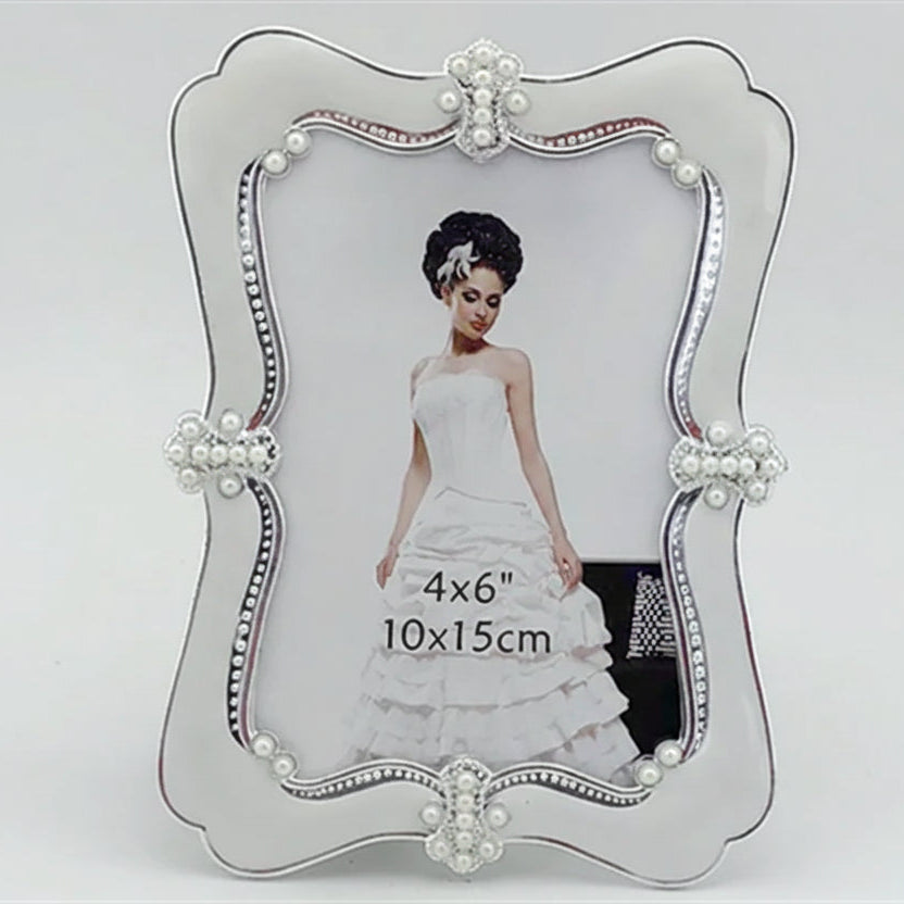 Eleganter Bilderrahmen im europäischen Stil – dekorative Tischrahmen für stilvolle Wohnräume