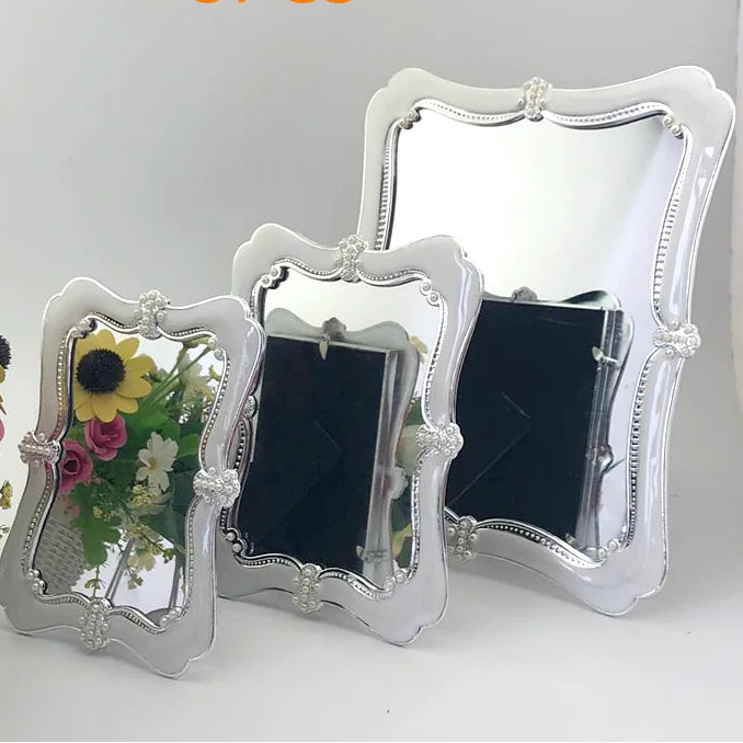 Eleganter Bilderrahmen im europäischen Stil – dekorative Tischrahmen für stilvolle Wohnräume