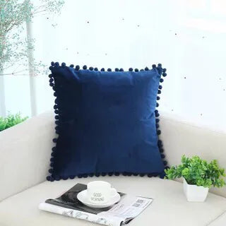 Boho Samt Kissenhülle 45×45 cm – Weiche Deko-Kissenhülle mit Pompoms für Sofa & Wohnzimmer