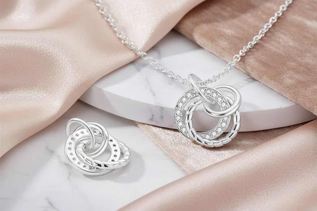 Elegante Damenkette aus Silber 925 – Dreifach Ring Design | Zeitloser Schmuck für jeden Anlass