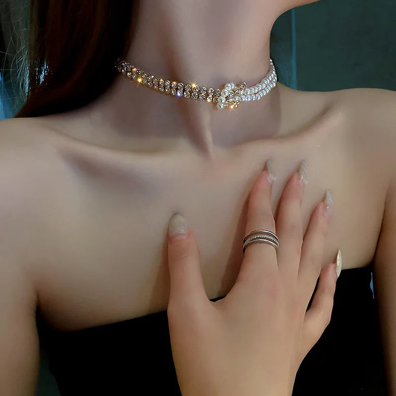 Elegante Glanz-Halskette für Damen – Feiner Choker mit funkelnden Steinen