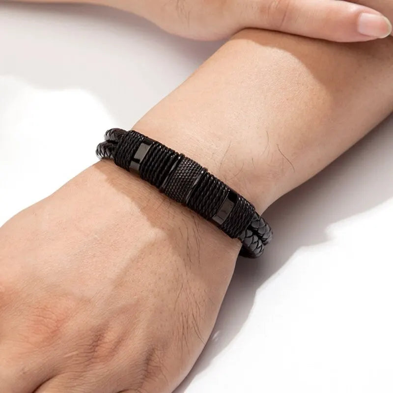 Vintage Lederarmband für Herren – Geflochtenes Design aus Edelstahl | Schwarzes & Silbernes Armband in 19–23 cm