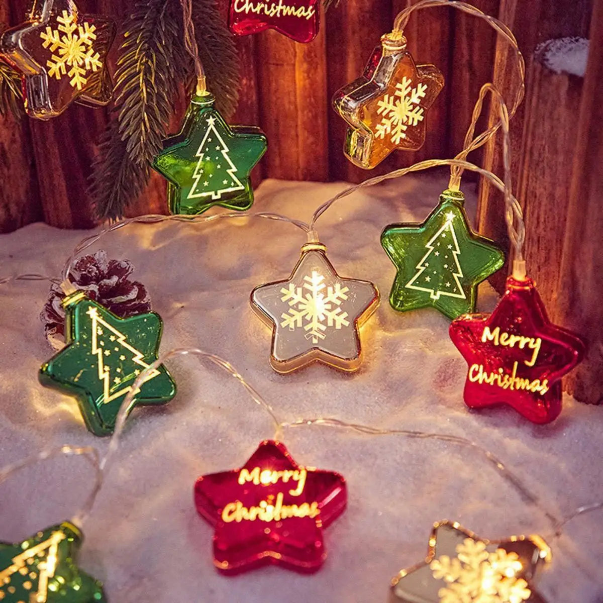 Weihnachtliche LED-Lichterkette – Tannenbäume, Sterne & Rentiere (10/20 Stück)