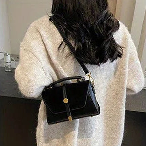 Elegante Damen Crossbody Tasche in Schwarz mit Golddetails