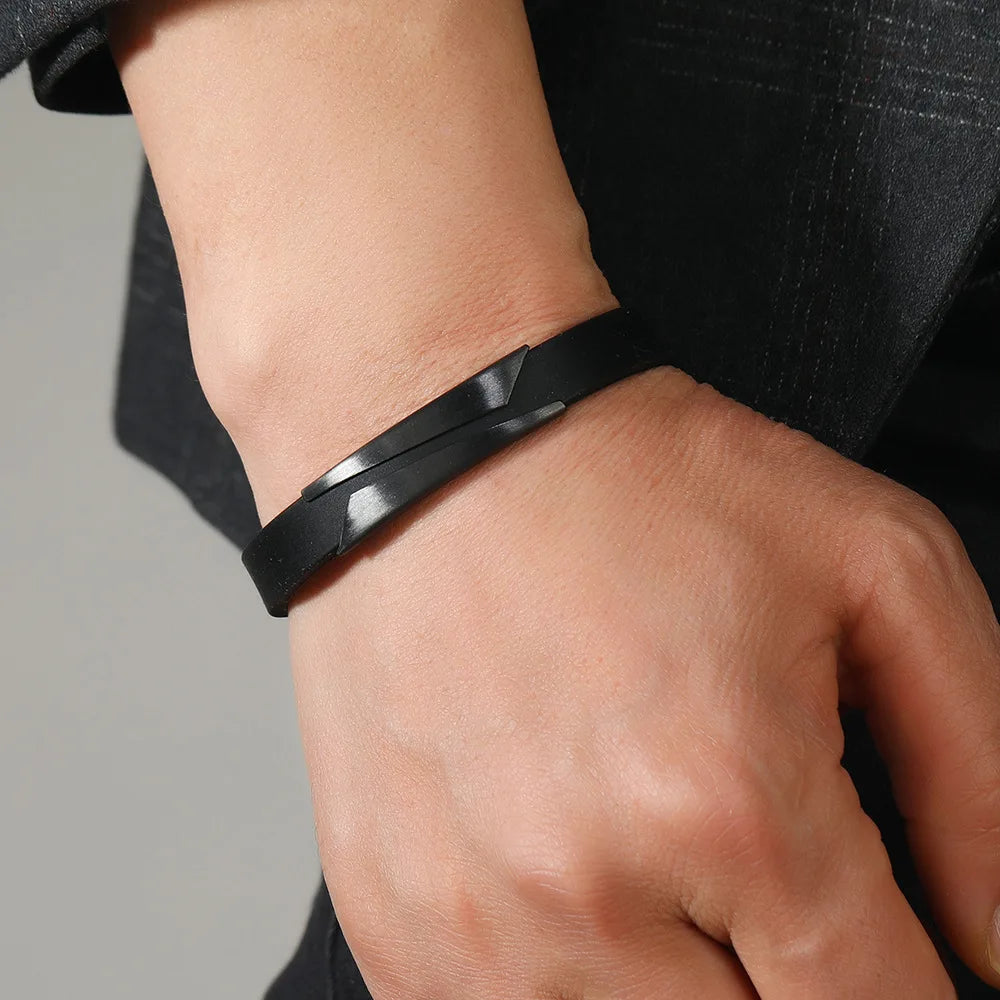 Modernes Edelstahlarmband mit Silikonband – Minimalistisches Design für Damen & Herren