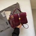 Damen-Crossbody-Tasche mit Klappe – 4 Farben – Produktansicht