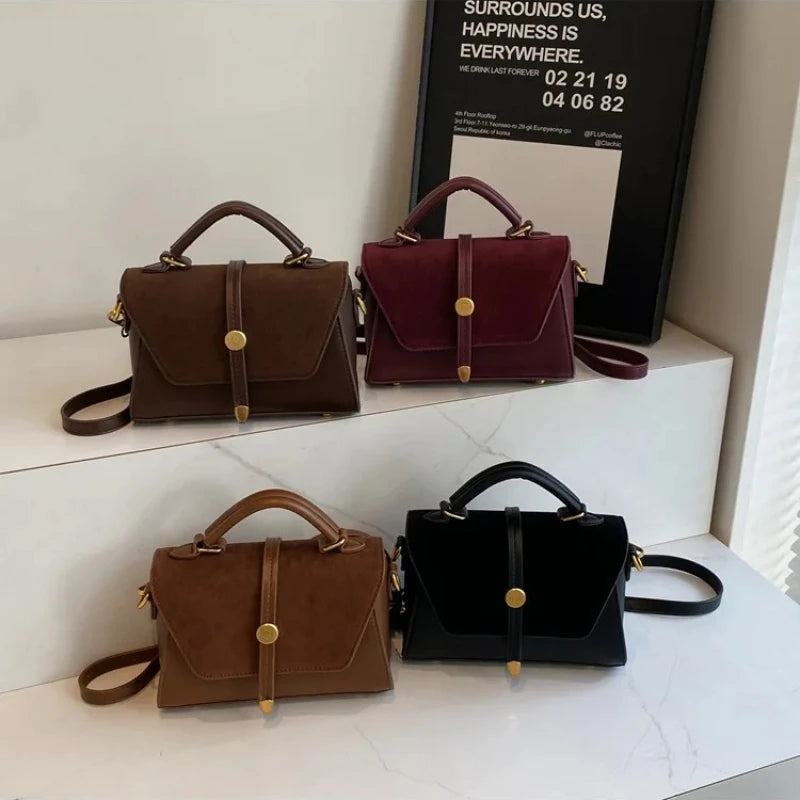 Stilvolle Damenhandtasche getragen als Crossbody