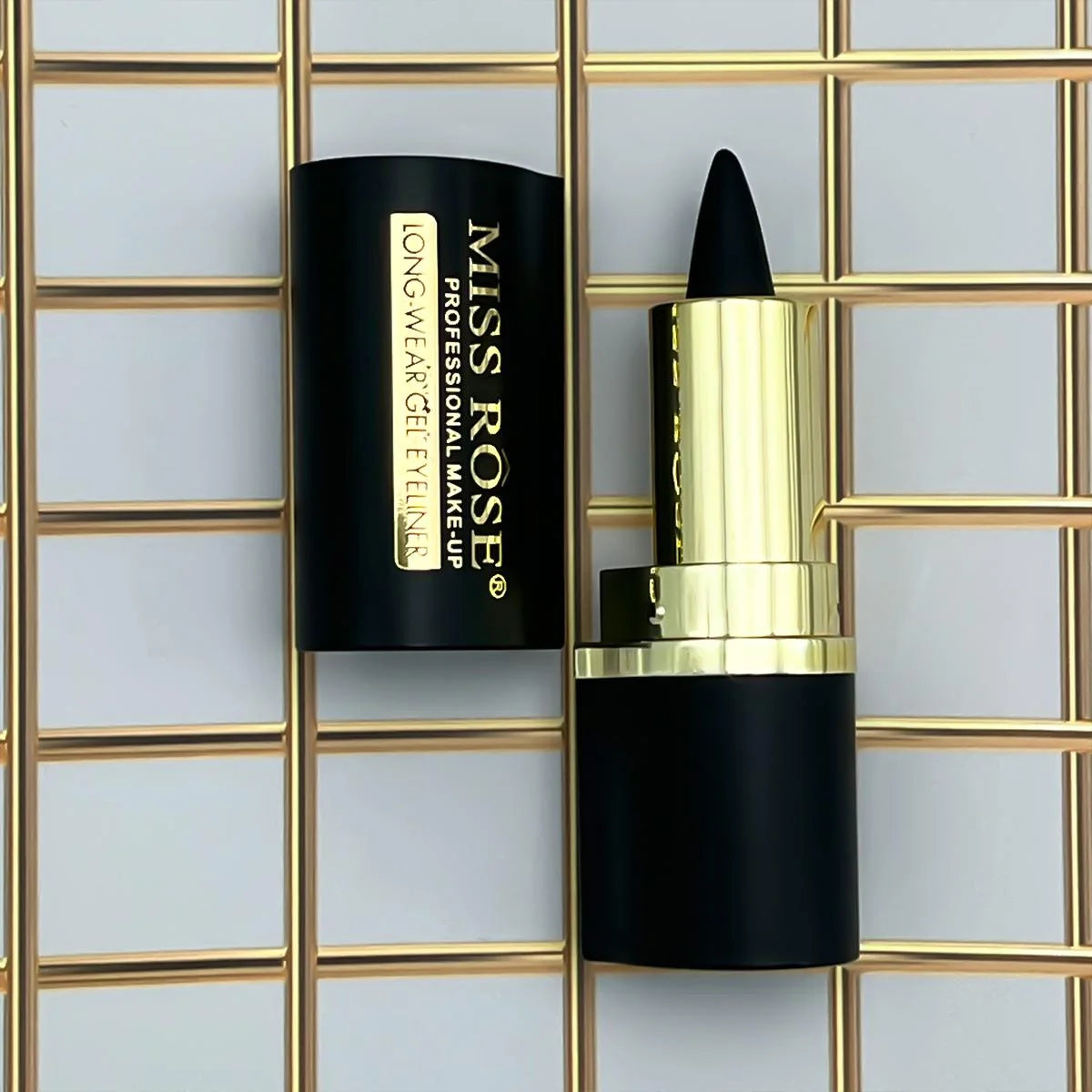 Luxus Creme-Eyeliner – Wasserfest, Hochpigmentiert & Langhaftend | Präziser Augen-Konturenstift