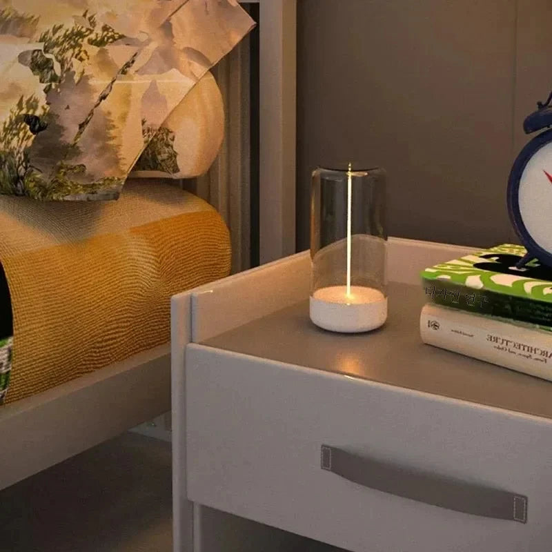 Magnetische Ambient Lampe „Quantum Glow“ – Flexibles Filament & USB-C Aufladung