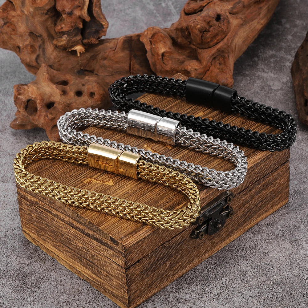 Geflochtenes Edelstahlarmband für Männer – Detailansicht