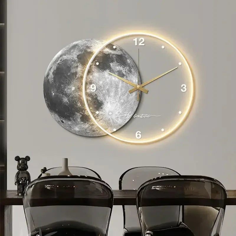 Design-Wanduhr im Mond-Stil mit LED – modernes Statement für stilvolle Wohnräume