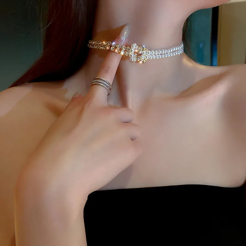 Elegante Glanz-Halskette für Damen – Feiner Choker mit funkelnden Steinen